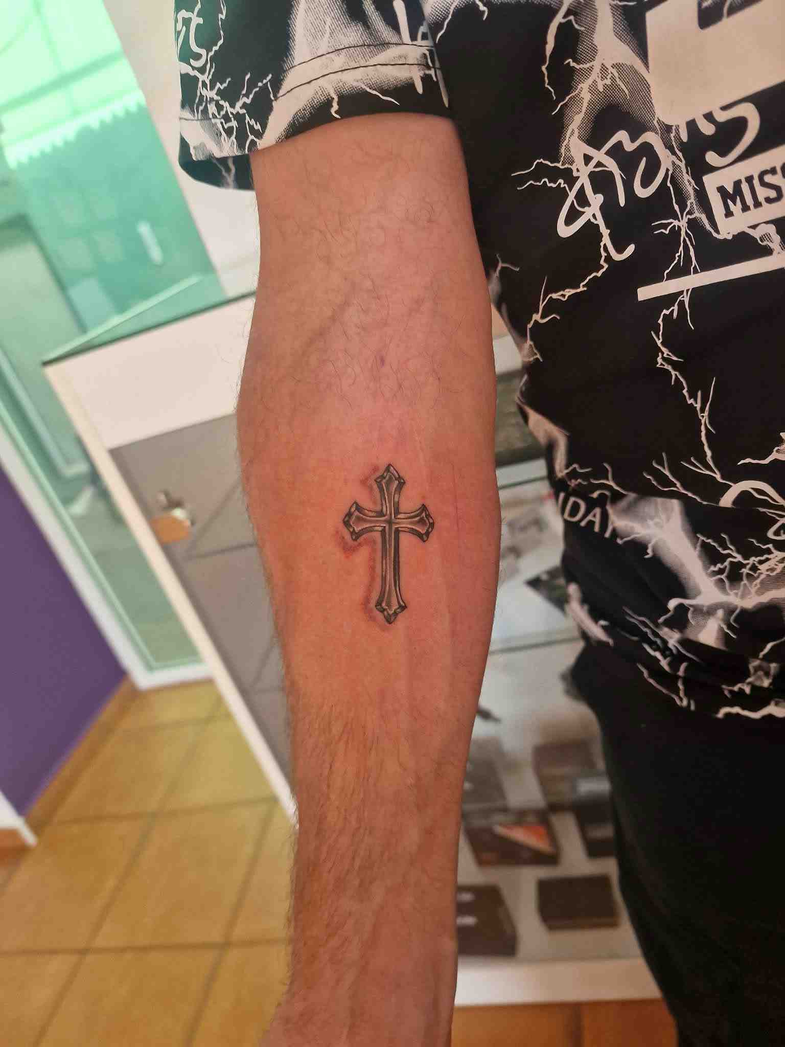 Mia Art tattoo