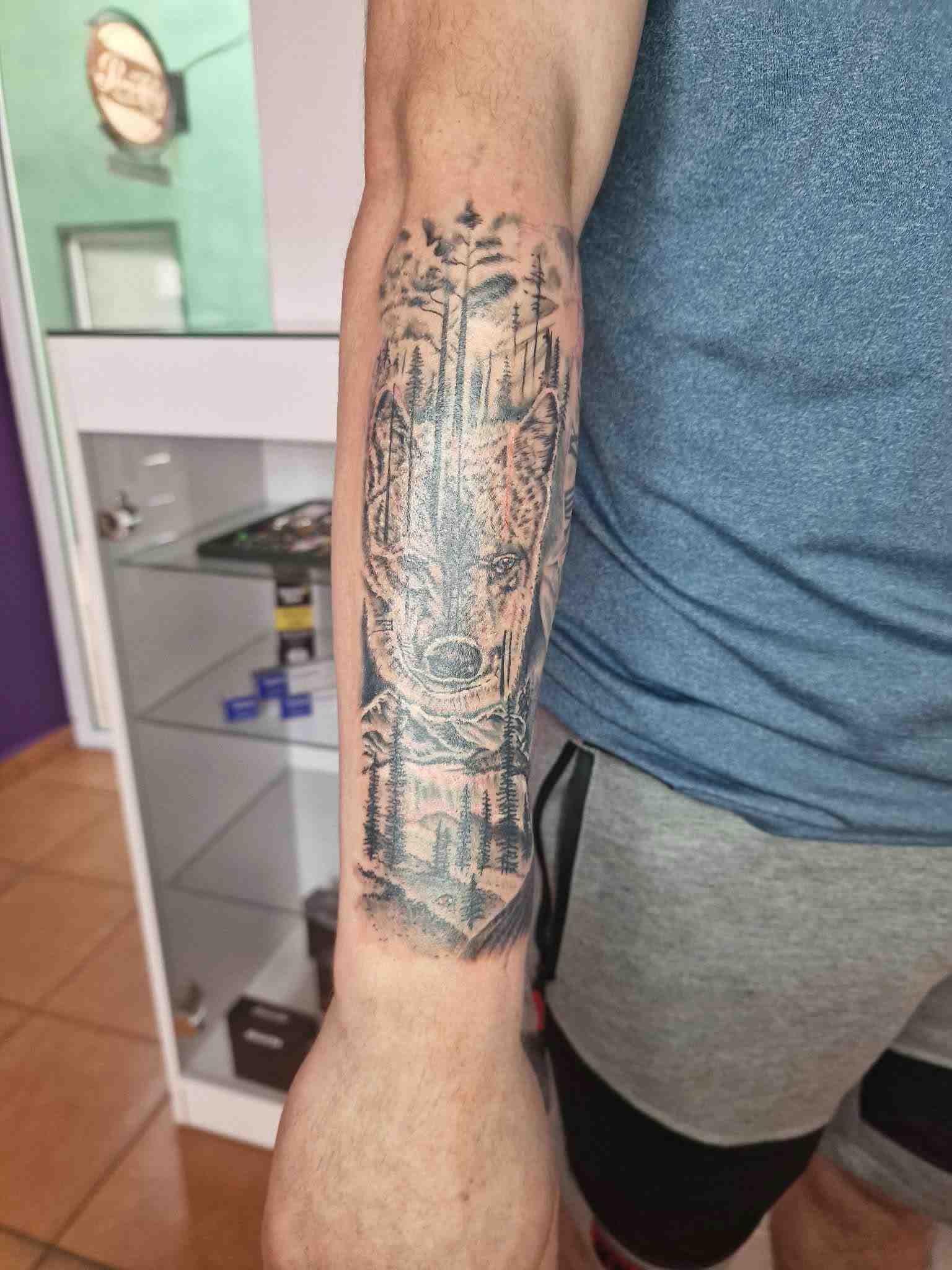 Mia Art tattoo