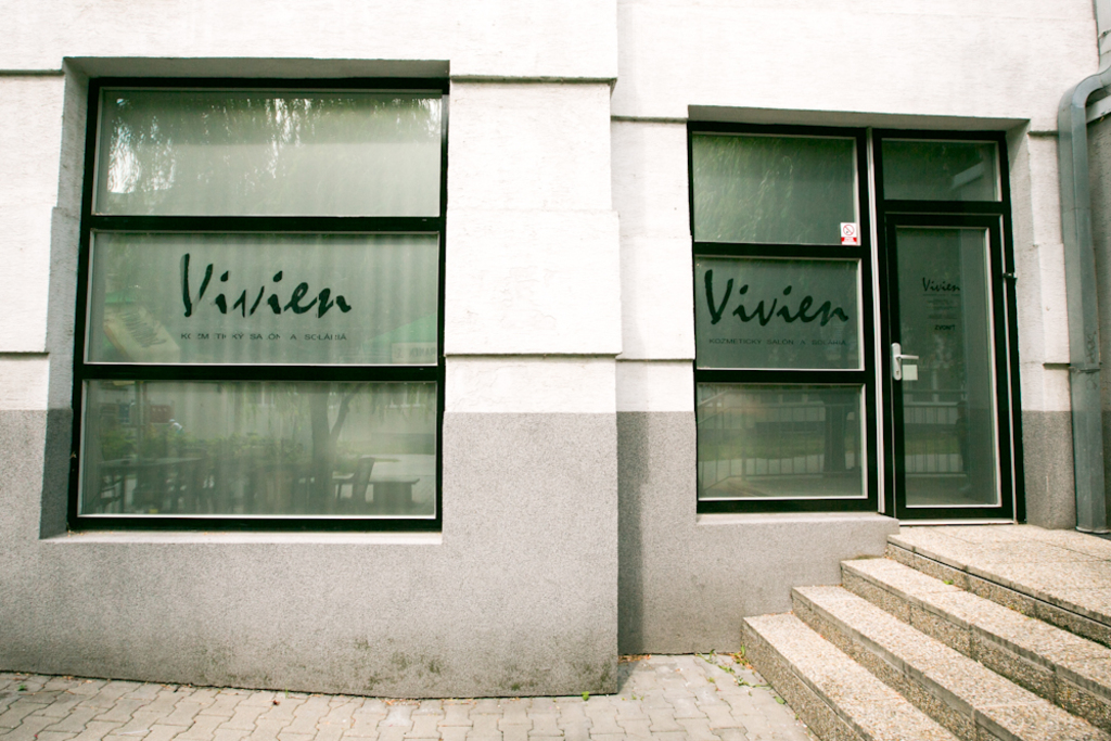 Kozmetický salón a soláriá VIVIEN
