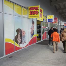 SUPER ZOO