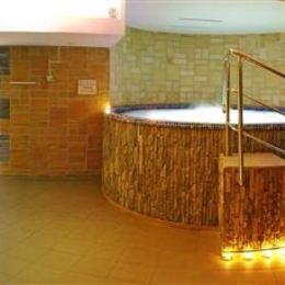 Atrium hotel ***