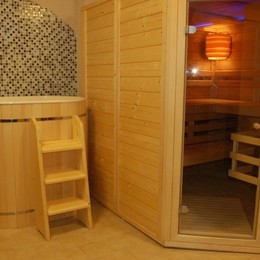 Hotel  Crocus****