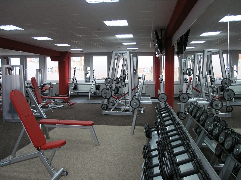 Maxi FITNESS Club 