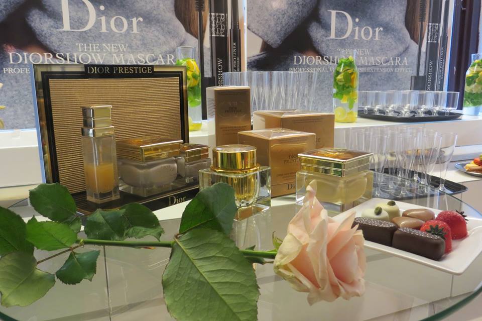 INŠTITÚT BRATISLAVA - Dior