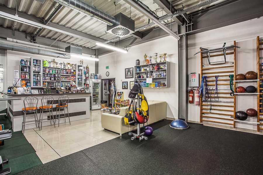 FITNESS CLUB