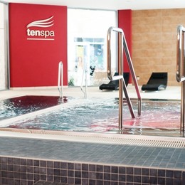 Hotel TENIS****