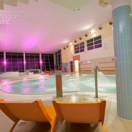 Wellness a rodinný Hotel SENEC ****