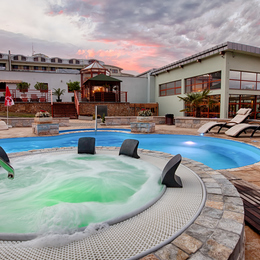 HOTEL & SPA RESORT KASKADY